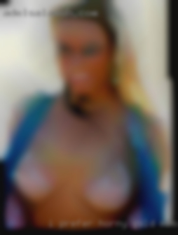 I prefer horny gold members..Let's females have fun!